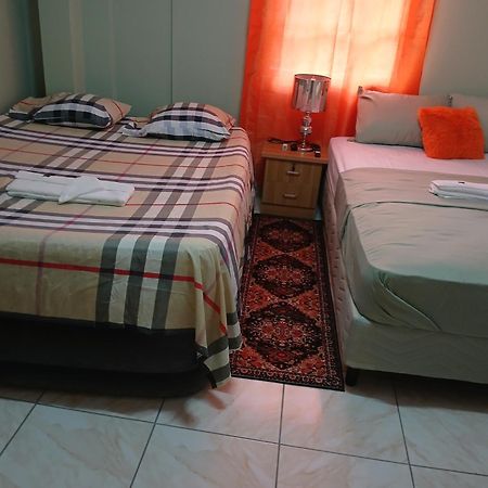 Natrue'S Haven Bed & Breakfast Marigot Exterior photo